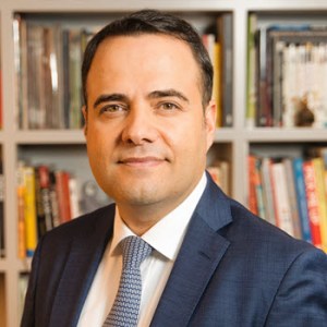 Professor Özgür Demirtaş